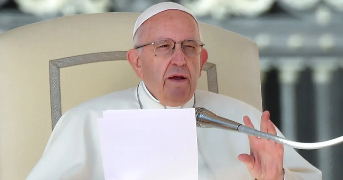 adsgag.jpg?resize=1200,630 - Pope Francis Compared Abortion To ‘Hiring A Hitman’