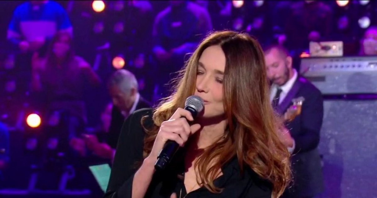 carla bruni.png?resize=412,232 - Taratata : la performance de Carla Bruni a divisé les internautes