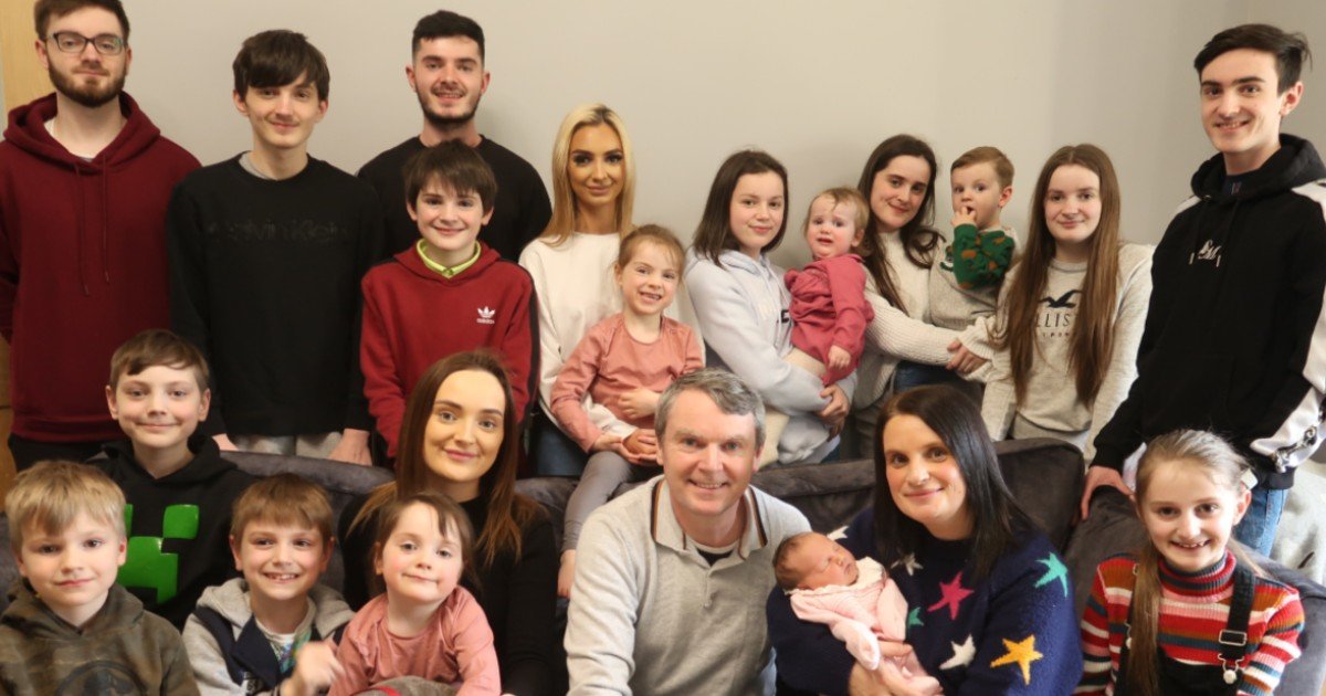 e18486e185aee1848ce185a6 6.jpg?resize=412,275 - Supermum Sue Radford Celebrated The Birth Of Her 21st Baby After A 12-Minute Labor