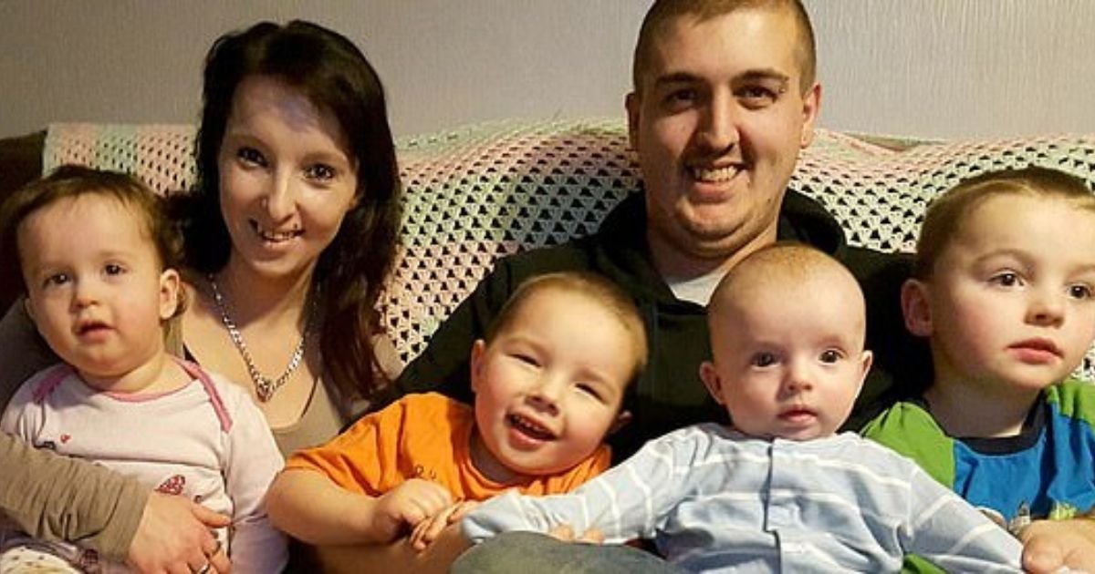 fire6.jpg?resize=412,275 - Four Children Aged 3, 4, 6 and 8 Died In A House Fire After Parents Fell Asleep While Smoking