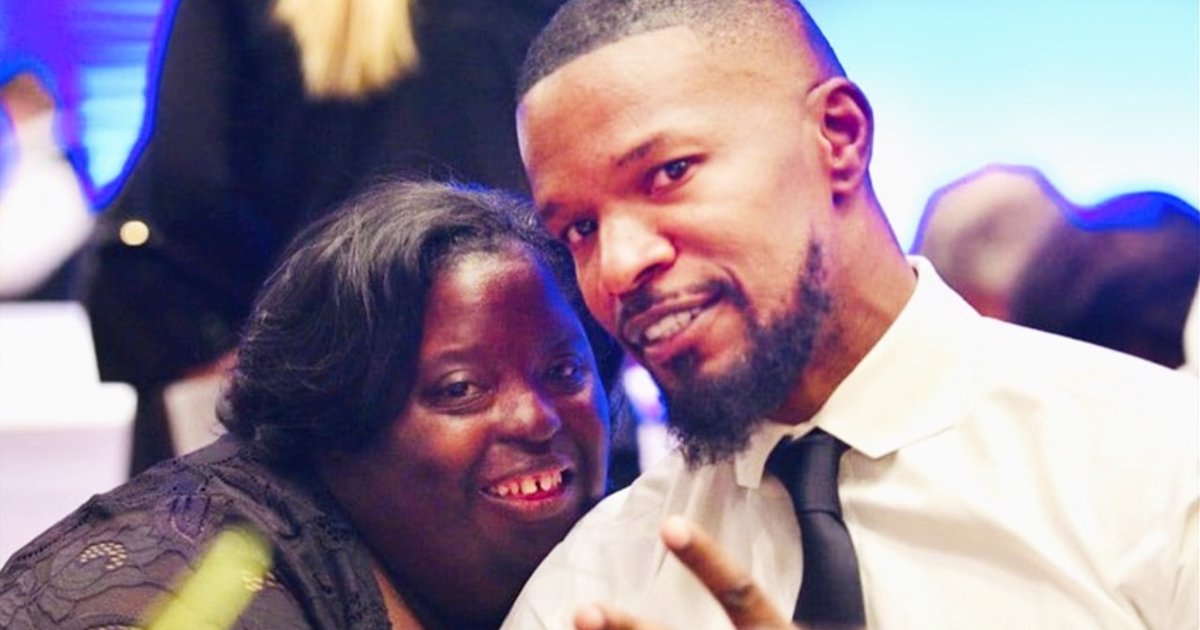 sfsdfasdf.jpg?resize=412,275 - Jamie Foxx’s Sister, DeOndra Dixon, Dies After Bravely Fighting Odds Of Down Syndrome