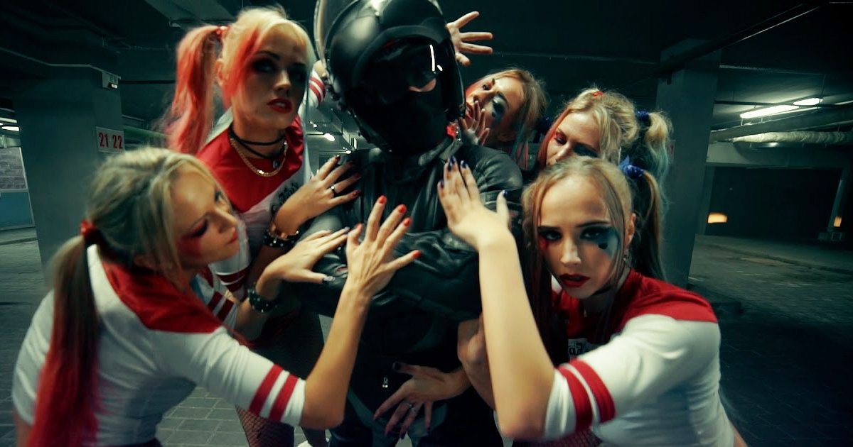 shsgsg.jpg?resize=412,275 - These Russian Dancers Are Nailing The Harley Quinn Twerk And You’ve Got To See It