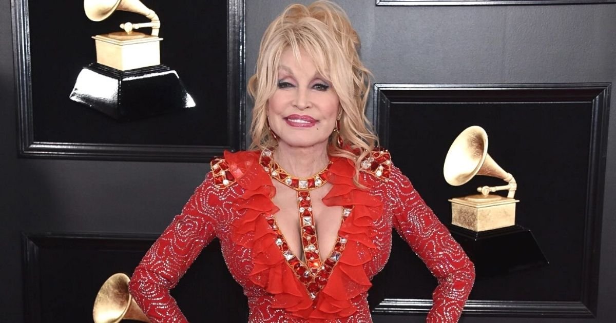 untitled design 12 1.jpg?resize=412,232 - Dolly Parton Reveals Why She’s Never Going To Age