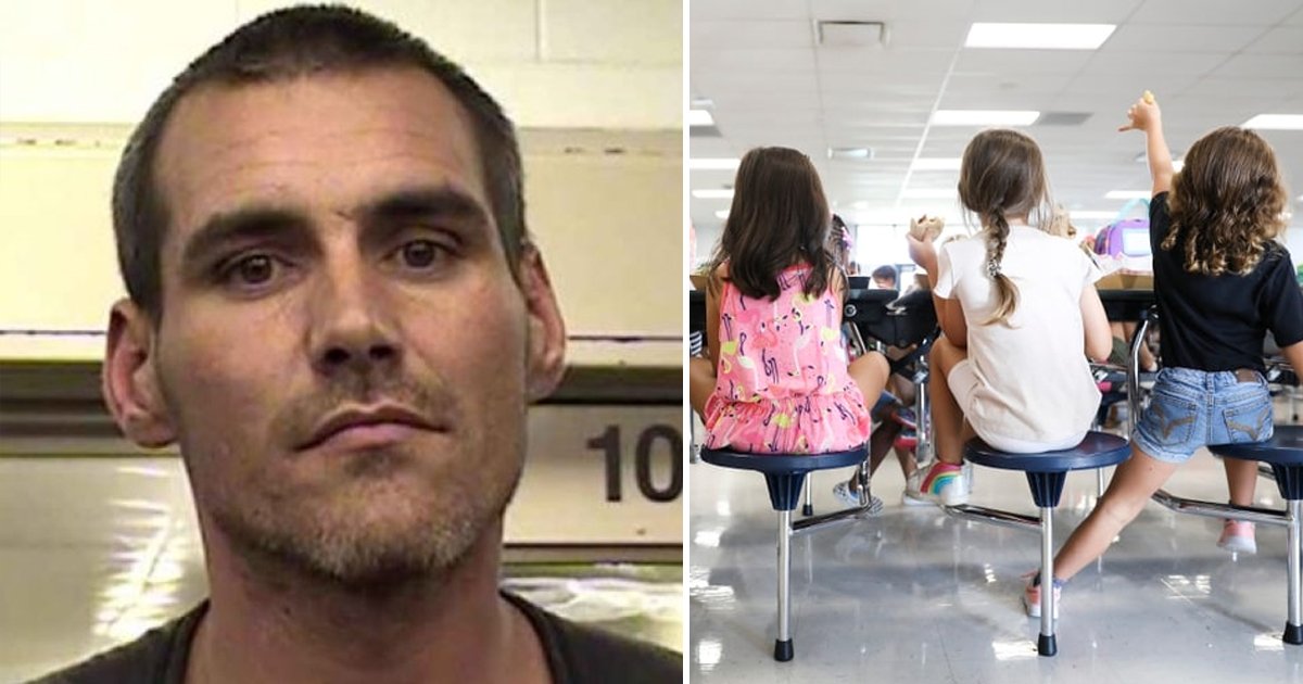 yeryeyery.jpg?resize=412,275 - 8-Year-Old Shocks Teachers After Arriving With 'Love Bites' As School Alerts Officers Immediately