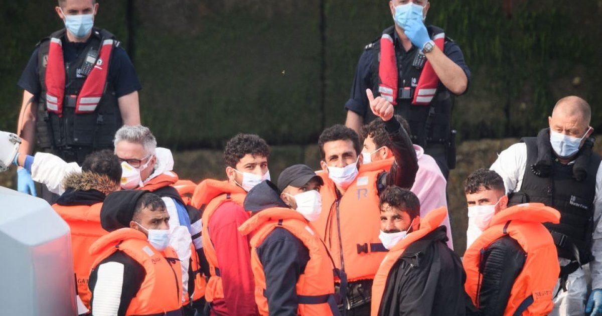 1265169612 1280x720 e1607396155901.jpg?resize=1200,630 - Brexit : le Royaume-Uni accélère les opérations d'expulsion des demandeurs d'asile