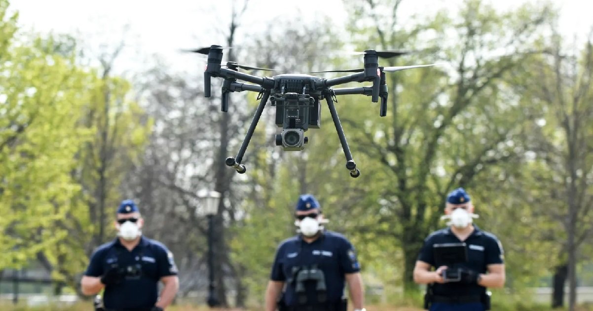 4 drone.jpg?resize=1200,630 - Le Conseil d'Etat interdit l'usage de drones pour surveiller les manifestations