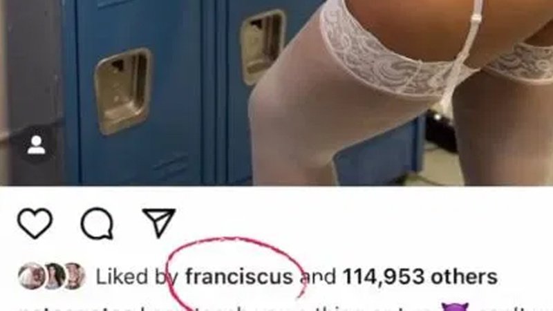 Pope Francis account 