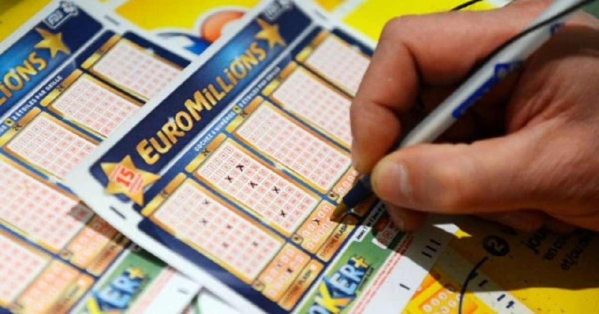 5 euromillion.jpeg?resize=412,275 - Euromillions: Elle change discrètement les chiffres de sa grille et les fait passer à côté du jackpot