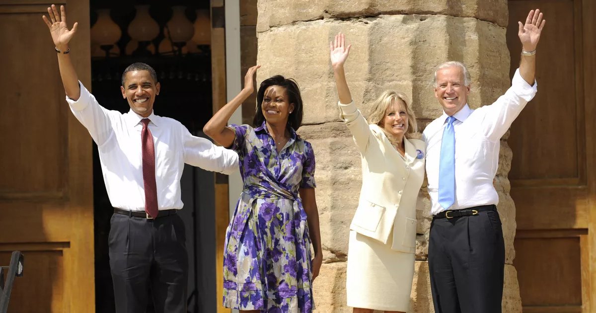 aaaaggagag.jpg?resize=412,275 - Michelle Obama Defends Jill Biden And Praises Her Work As Second Lady During Obama's Presidency