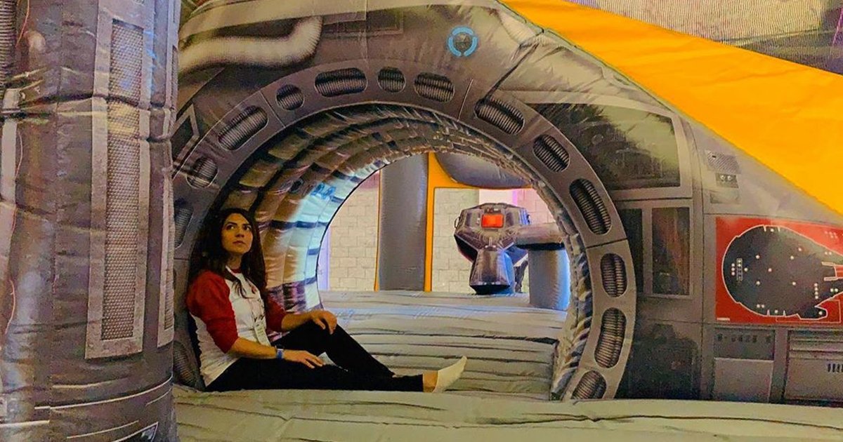 fffd.jpg?resize=412,275 - Is The Life-Size Millennium Falcon Inflatable Really Worth $10,000?