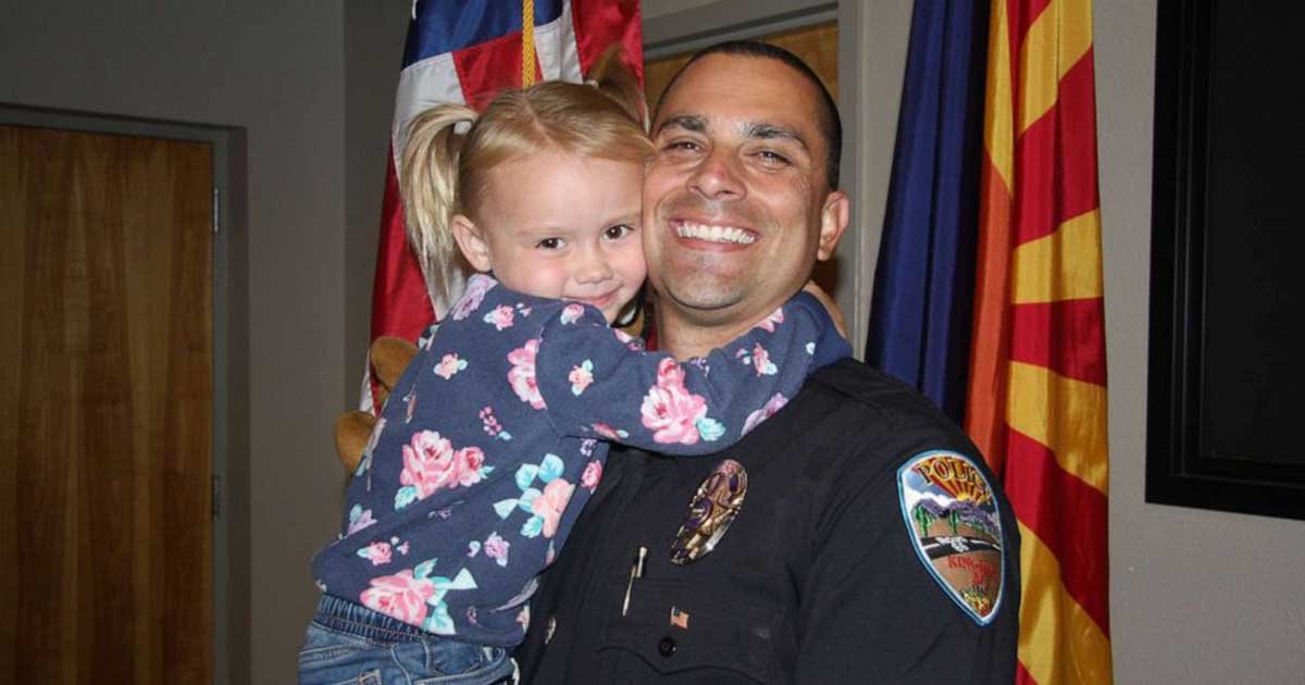 police officer adopts girl met duty ht main np 201202 1606931566419 hpmain 16x9 992.jpg?resize=412,275 - Hero Police Officer Officially Adopts Child He Helped Rescue