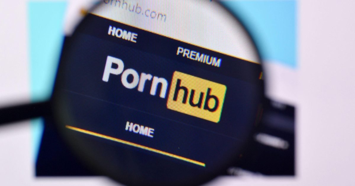 pornhub website crackdown e1607641549907.jpg?resize=412,275 - Pornhub modifie ses conditions générales après un rapport accablant du New York Times