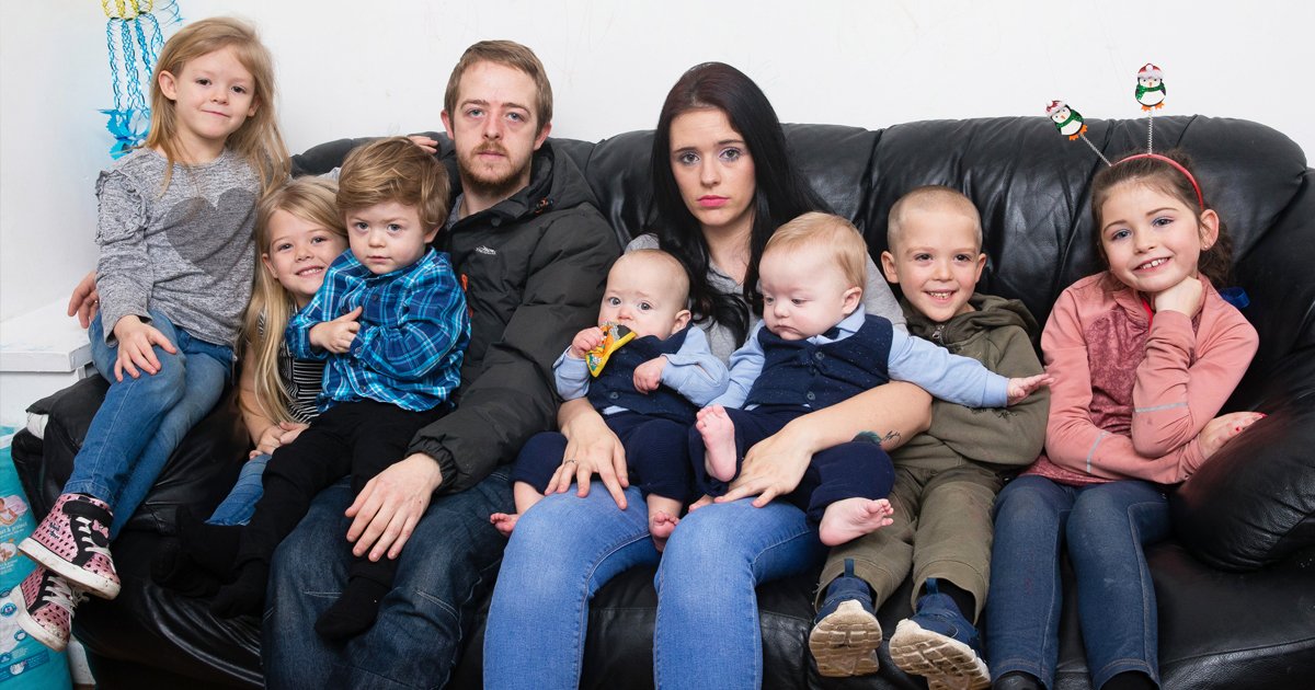 sgsgs.jpg?resize=1200,630 - Unemployed Couple With 7 Kids Launch GoFundMe For Holiday Gifts