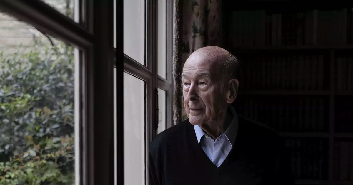 vge.png?resize=1200,630 - Les politiques rendent hommage à Valéry Giscard d'Estaing sur Twitter