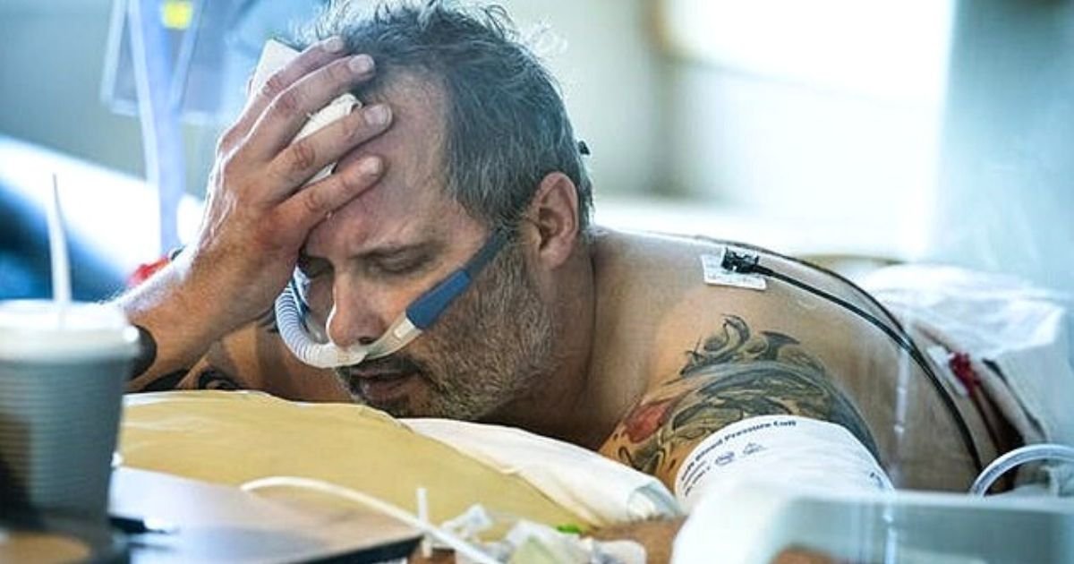 wright5.jpg?resize=412,275 - Heartbreaking Photo Shows 54-Year-Old Veteran Struggling To Breathe Before He Died In A Hospital