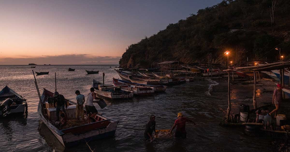 zz.jpg?resize=1200,630 - Mysterious Treasure Washes Up On Venezuelan Beach