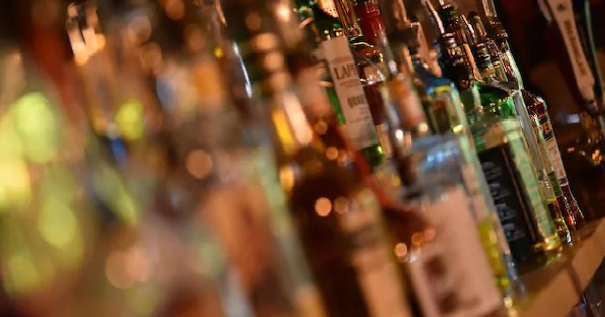 12 bar.jpg?resize=412,275 - Vannes: la police découvre 11 personnes à l'apéro dans un bar clandestin