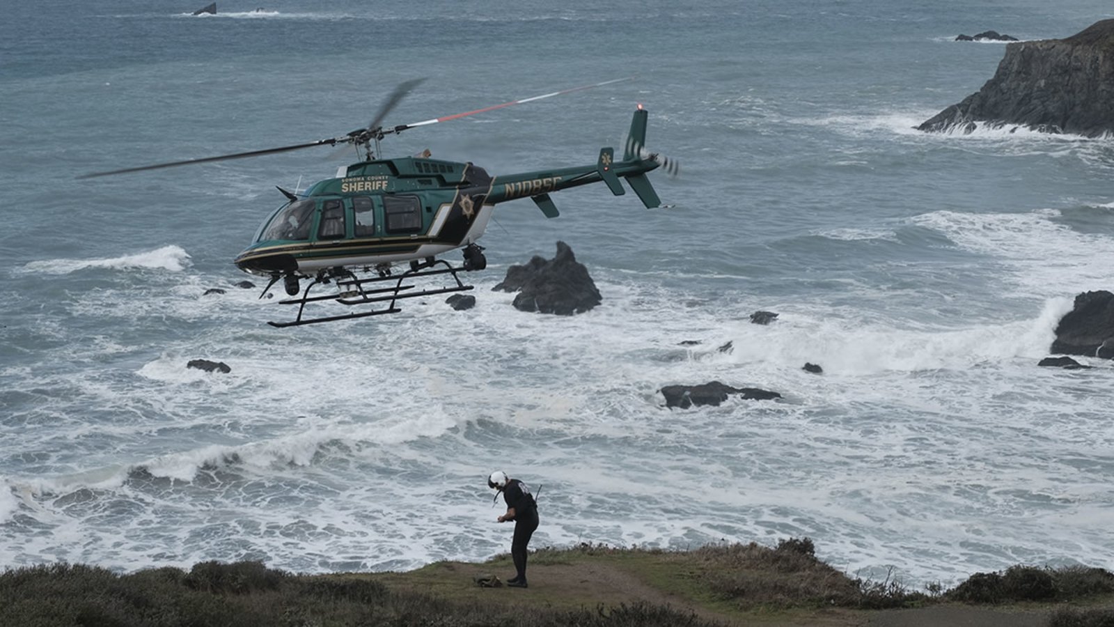 Search resumes for 2 children swept to sea at Sonoma County