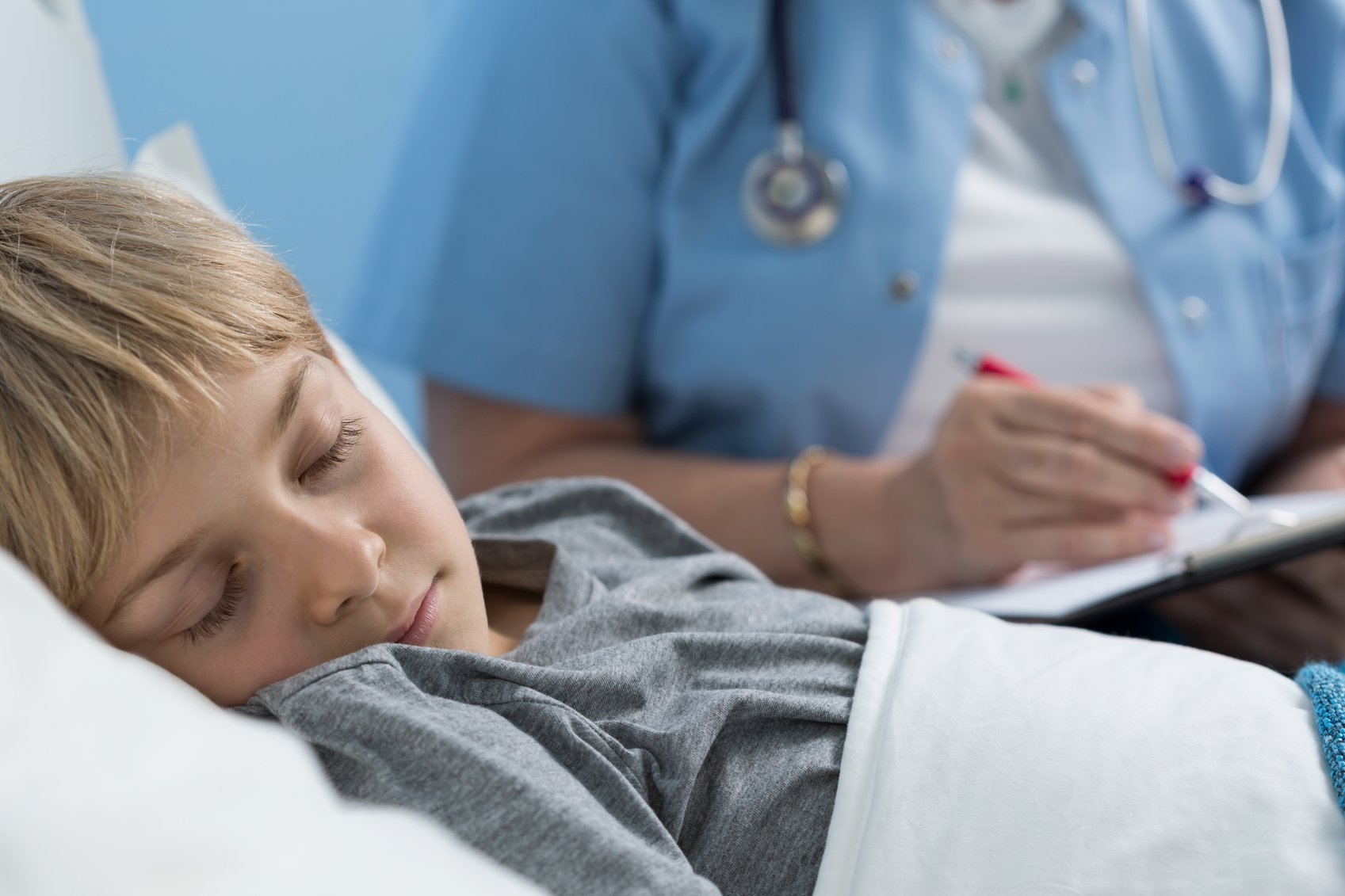10 consejos para ayudar a un niño hospitalizado
