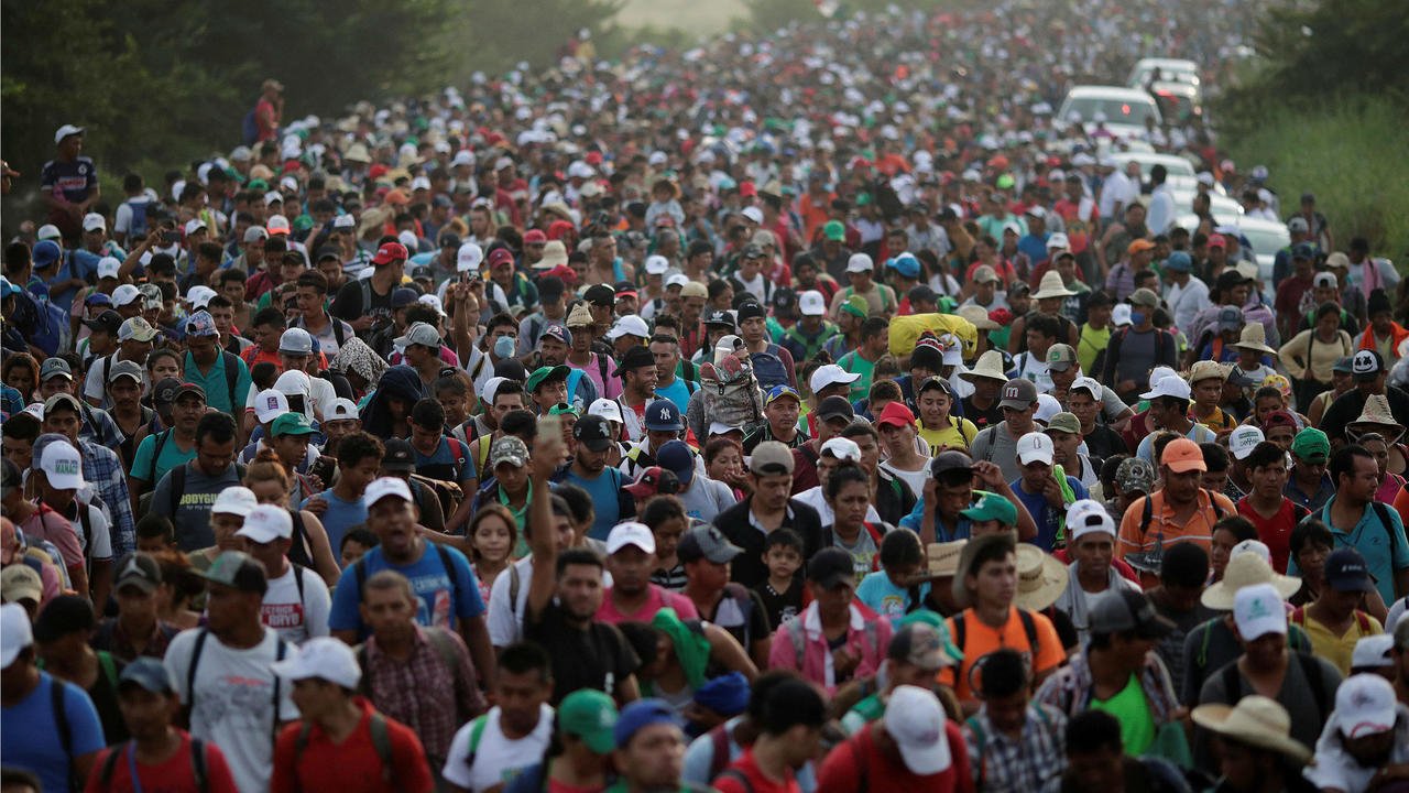 La caravana de migrantes llega a Oaxaca, alejándose del plan de Peña Nieto