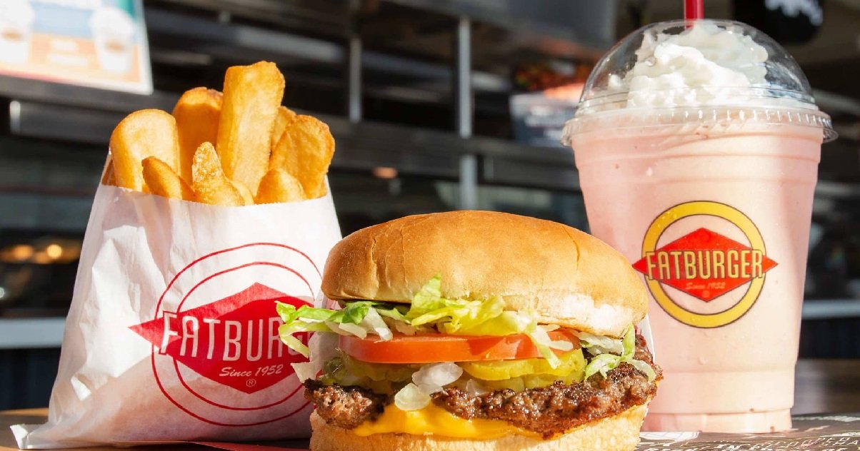 5 fb.jpg?resize=412,232 - Fast-Food: la chaîne américaine de restaurants "FatBurger" débarque en France