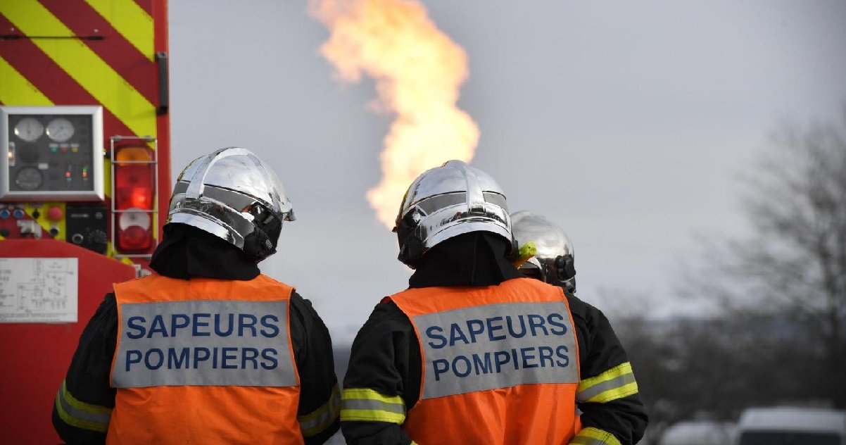 7 pomp.jpg?resize=412,275 - Quimper: un homme a tenté de s'immoler par le feu devant le palais de justice