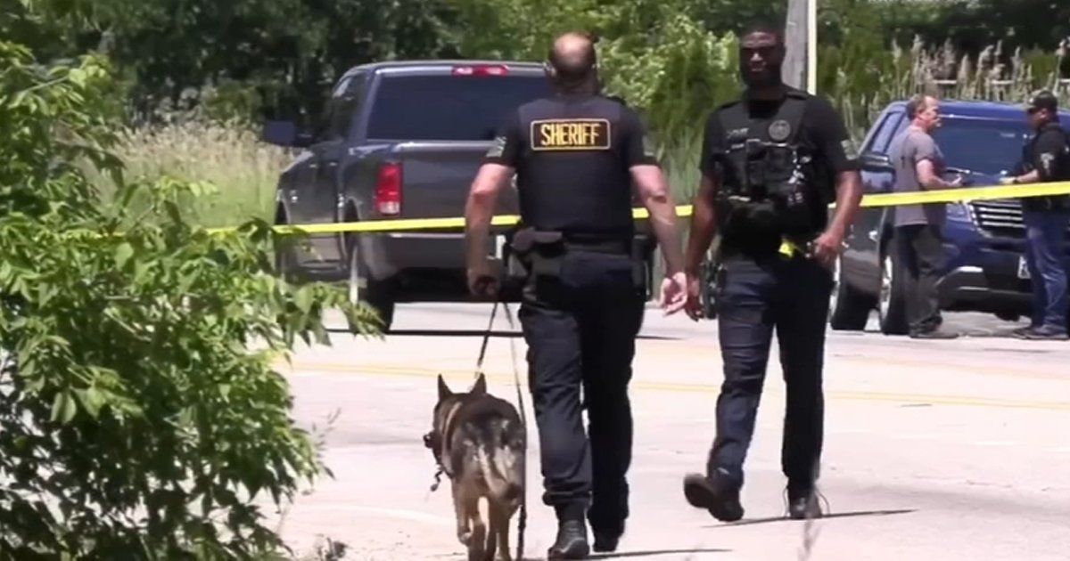 fffffffffgssf.jpg?resize=1200,630 - Video Shows Cop 'Fatally Shooting' His Police Dog At Crime Scene