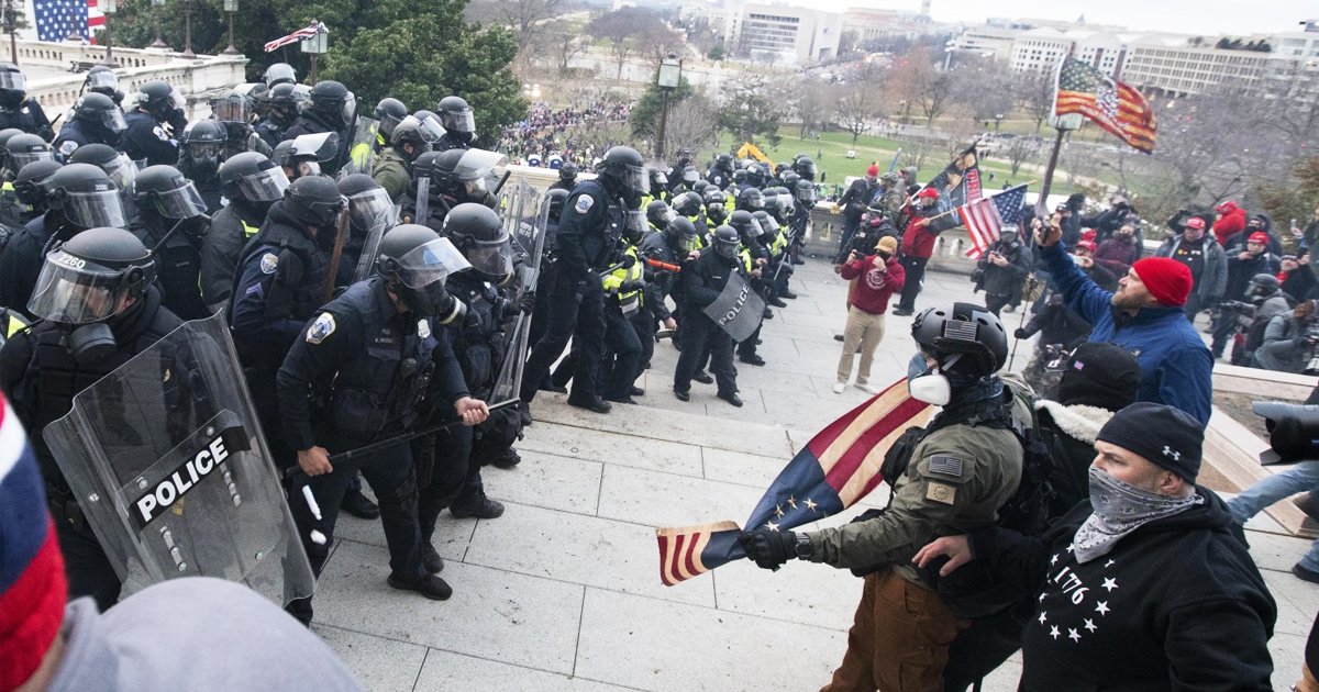 rerr.jpg?resize=1200,630 - US Braces For Inauguration Violence As Armed MAGA Rioters Flood State Capitols