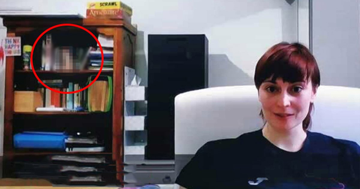 sdffff 1.jpg?fit=1024%2C538&ssl=1&strip=all - Woman Appears Live On Leading News Channel With Giant S** Toy Behind Her