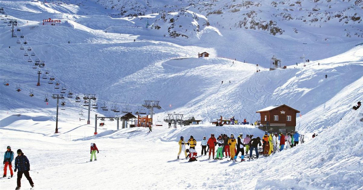 stations de ski.png?resize=412,232 - Les professionnels de la montagne exigent la réouverture immédiate des remontées mécaniques