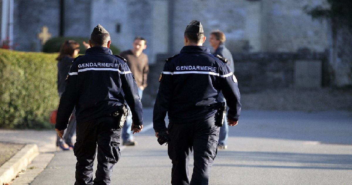 5 cad.jpg?resize=412,275 - Val-de-Marne: un homme vivait avec le cadavre en décomposition de sa mère