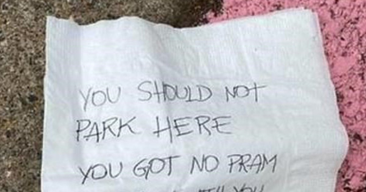fgsdgsg 1 28.jpg?resize=1200,630 - Mother-Of-Three Finds A Cruel Note When She Returns To Her Car After Parking At A Pram-Only Spot