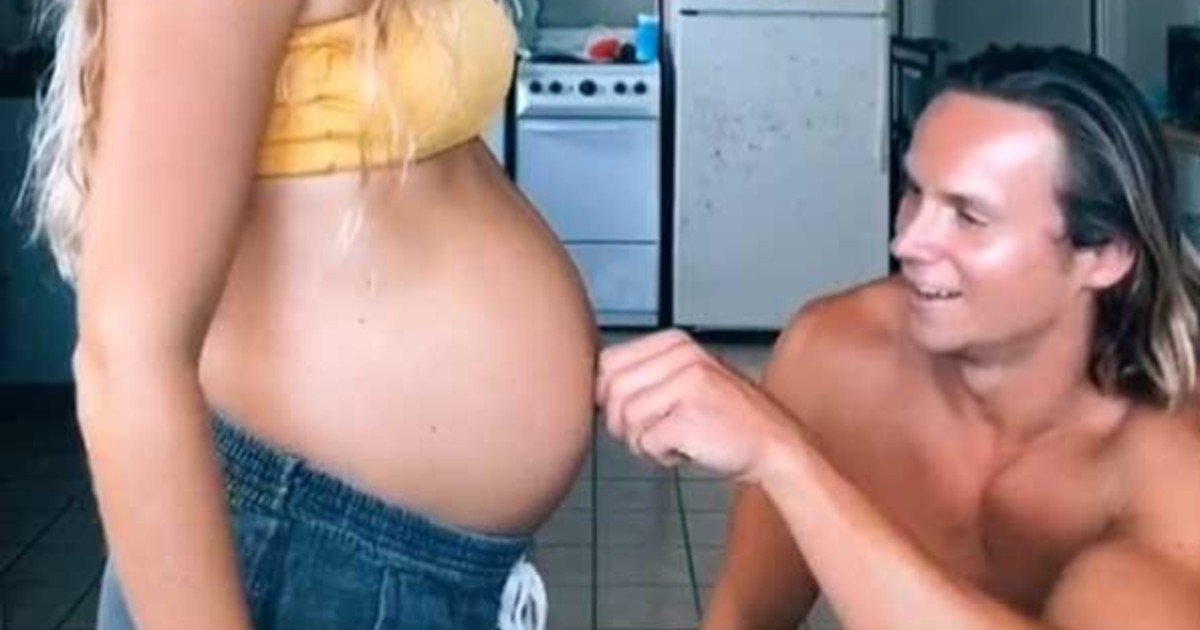 ghjf 9.jpg?resize=1200,630 - Pregnant Woman Made Baby Bump “Disappear” For Viral TikTok Challenge