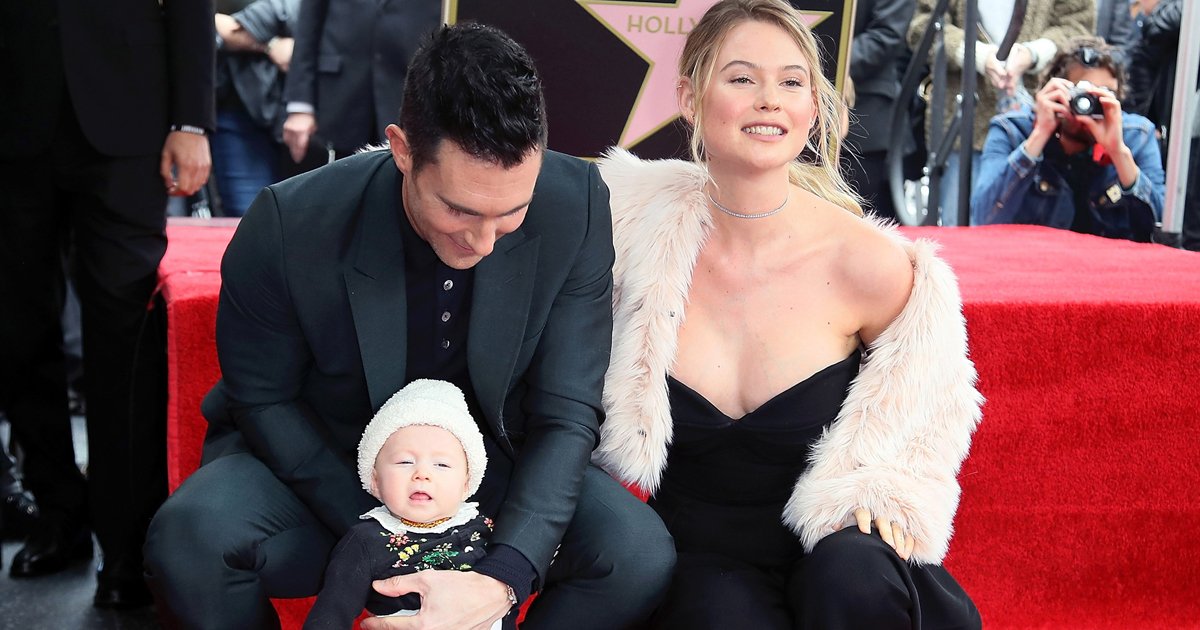 sdfsdffffss.jpg?fit=1024%2C538&ssl=1&strip=all - Adam Levine's Daughter Is 'Adorably Unimpressed' By Star Dad's Musical Talent