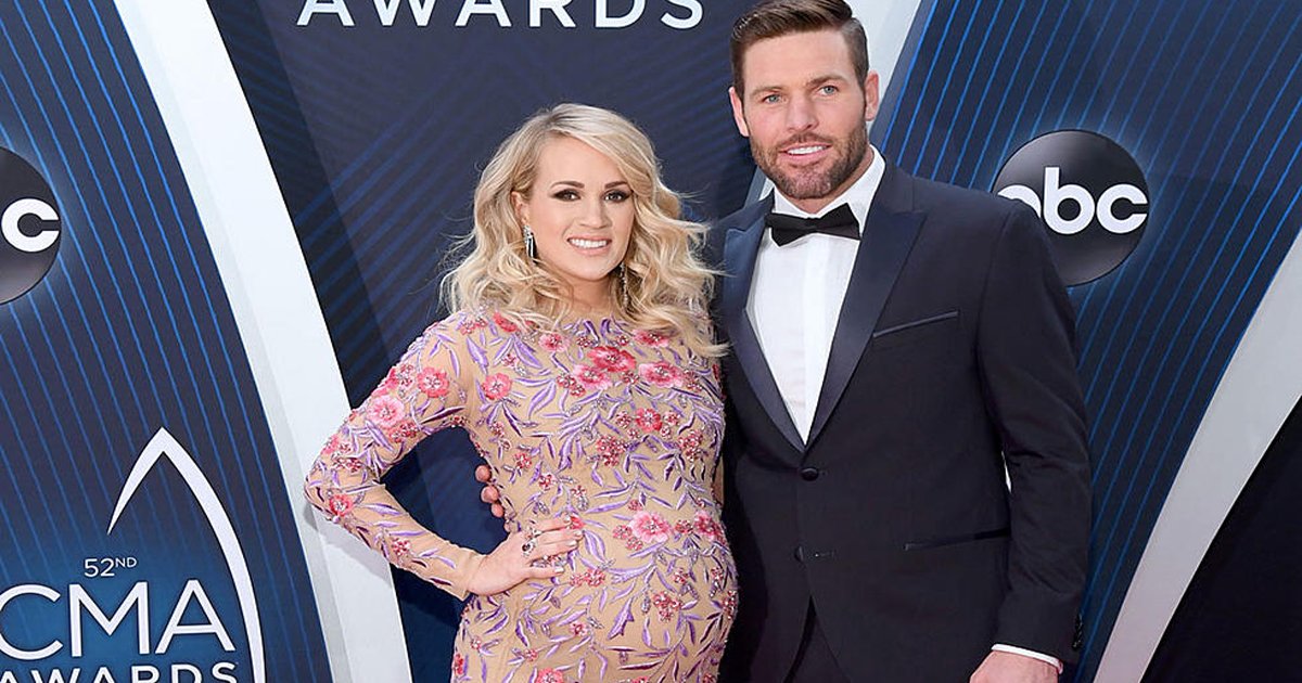 sgsggg.jpg?resize=412,232 - Carrie Underwood's Baby Has Arrived & Fans Can't Stop Gushing At The Family Of 4