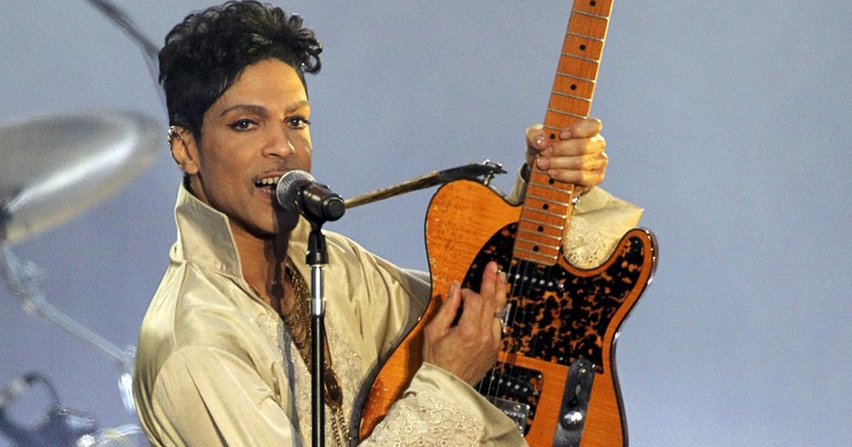 gsgsggssss.jpg?resize=412,275 - How Many Instruments Did Prince Play | Mystery Of First Album Solved