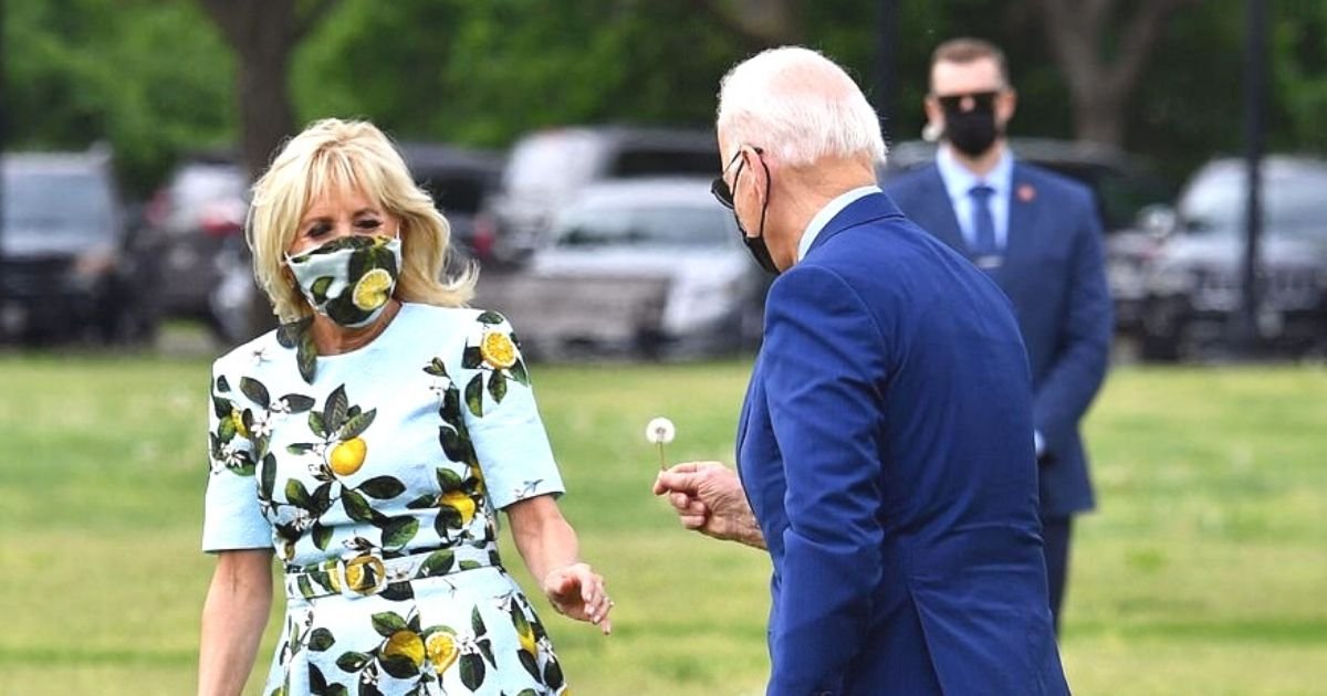 untitled design 6 4.jpg?resize=1200,630 - Doting Joe Biden Picks A Dandelion And Gives It To His Wife As They Board Marine One And Leave For Georgia