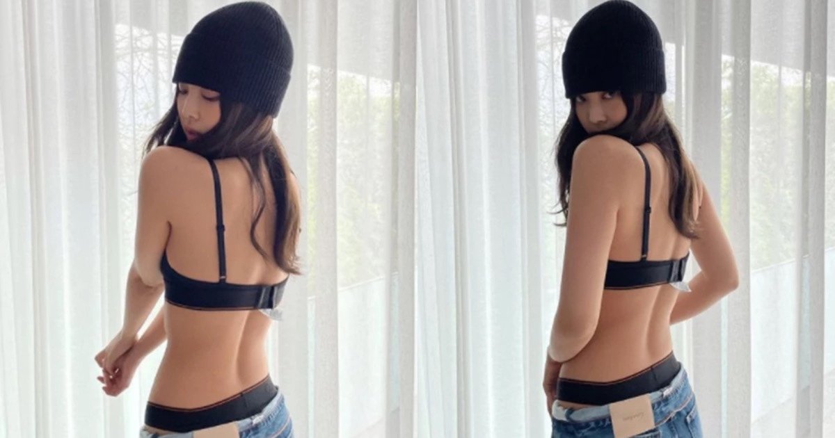 eca09ceb8b88.jpg?resize=412,275 - "속옷만 입고…" 블랙핑크 제니, 뒤태 파격 노출에 실시간 미친 반응  (+사진)