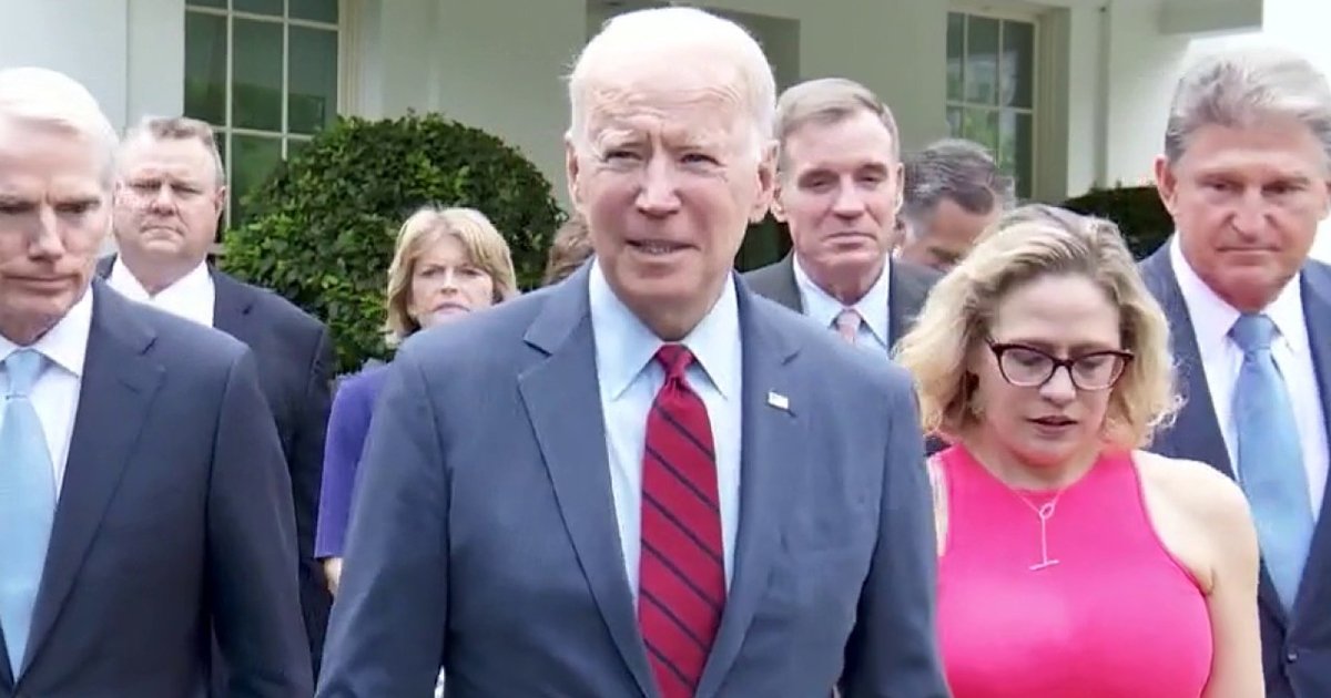 q3 26.jpg?resize=412,275 - 'Forgetful' Joe Biden Mistakes Length Of 8 Day European Tour, Says He Can't Remember