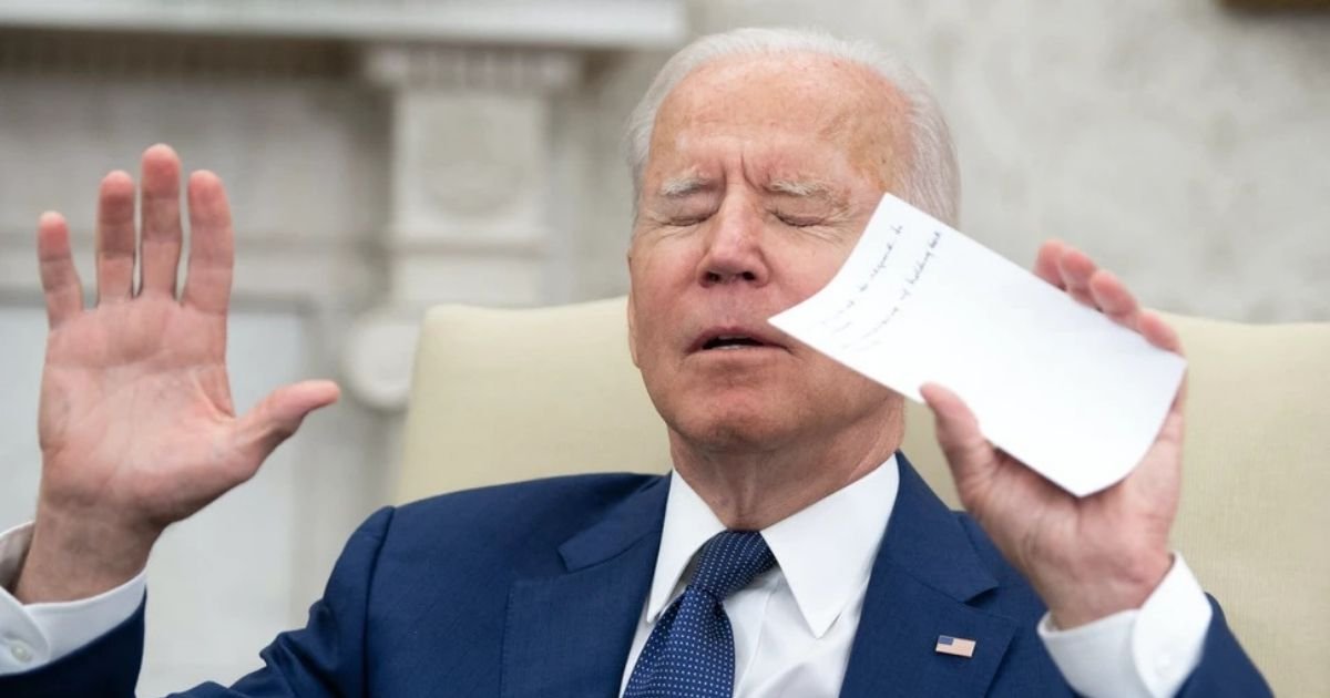 untitled design 6 3.jpg?resize=1200,630 - Biden Snaps At A Reporter And Calls Her A 'Pain In The Neck' After She Asks Him About A New Mandate