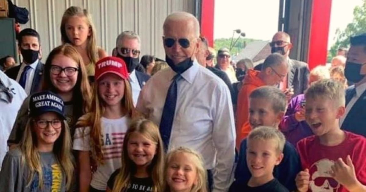 biden5.jpg?resize=1200,630 - President Biden Poses For Photos With Children Wearing Trump Hats And T-Shirt