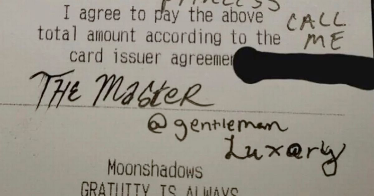 q3 75.jpg?resize=412,232 - Customer Leaves ‘Horrifyingly Creepy’ Note On Receipt For Waitress Alongside GIANT Tip