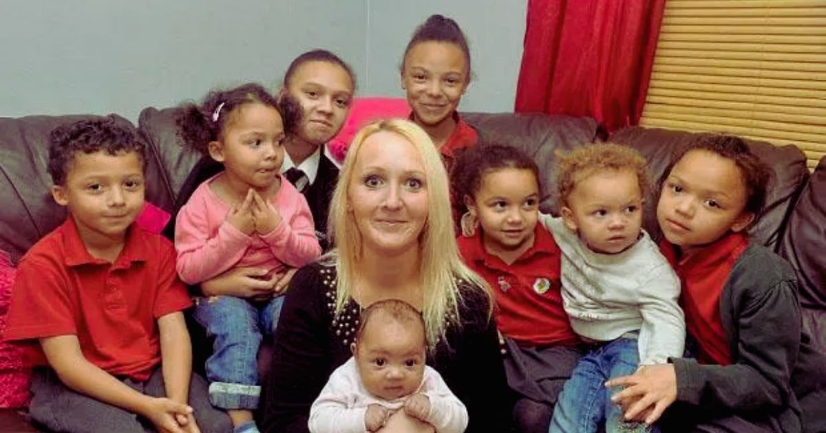 buchan5.jpg?resize=412,275 - Single Mother-Of-Eight Who Lives Off Benefits Says She Does NOT Care If People Think She's Lazy Or Trashy And Just Producing Babies For Money