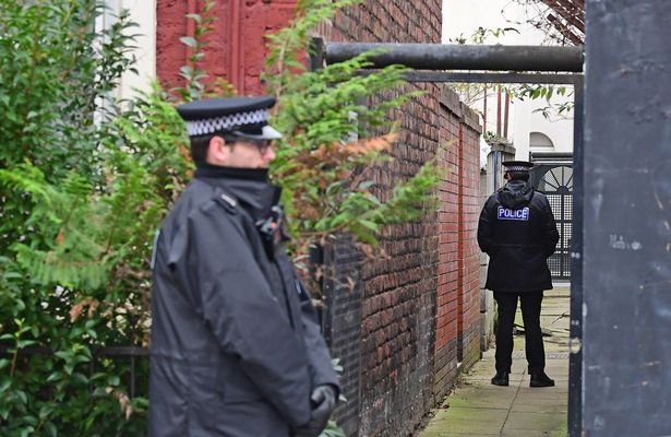 Police conduct anti-terror raids on Sutcliffe Street