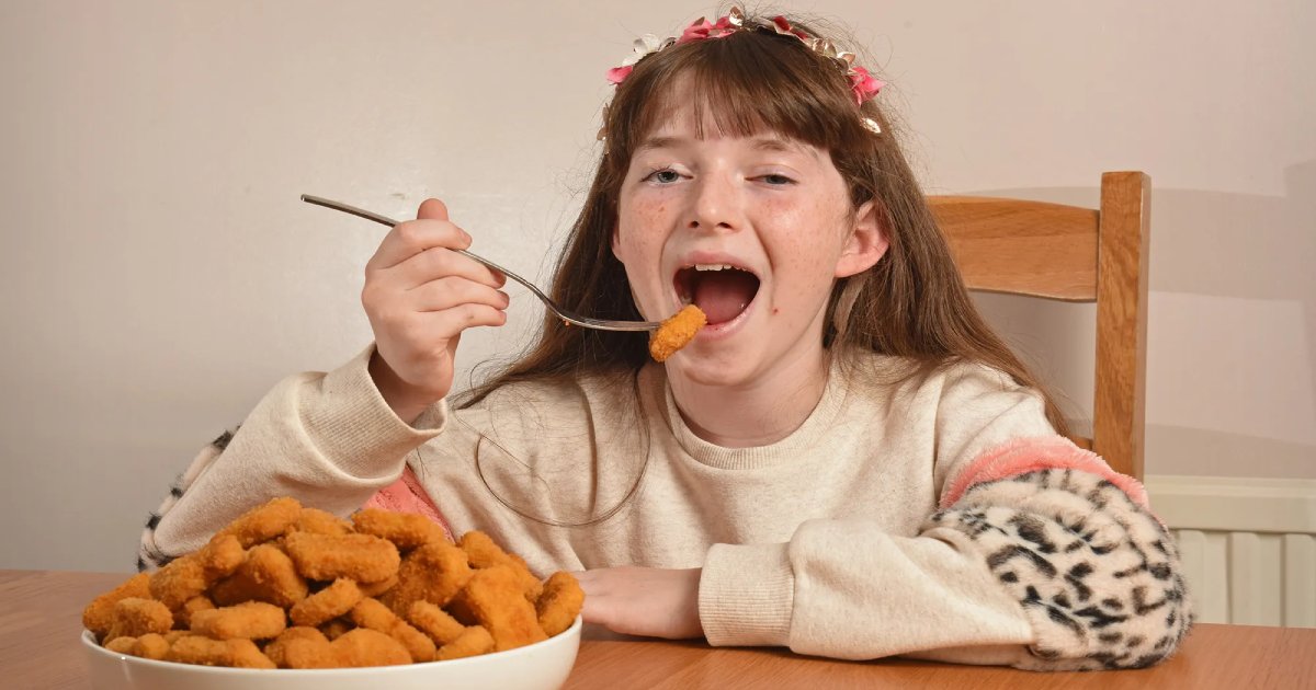 q1 1.png?resize=1200,630 - 11-Year-Old BREAKS '10-Year Streak' Of Eating ONLY Chicken Nuggets Her WHOLE Life