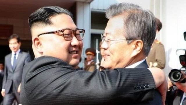 문재인-김정은 두 번째 남북정상회담 개최 - BBC News 코리아