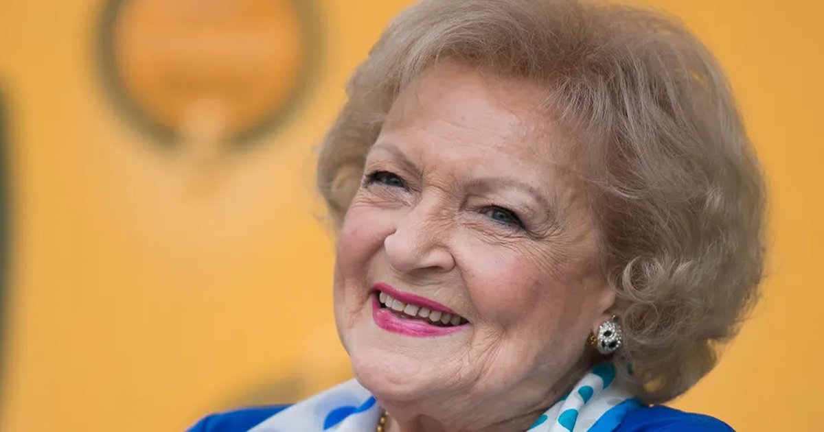 q1 2.jpg?resize=1200,630 - JUST IN: Hollywood Legend Betty White's 'Real' Cause Of Death Revealed