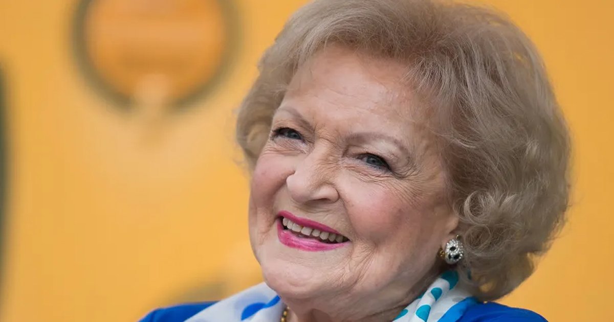 q1 2.jpg?resize=412,275 - JUST IN: Hollywood Legend Betty White's 'Real' Cause Of Death Revealed