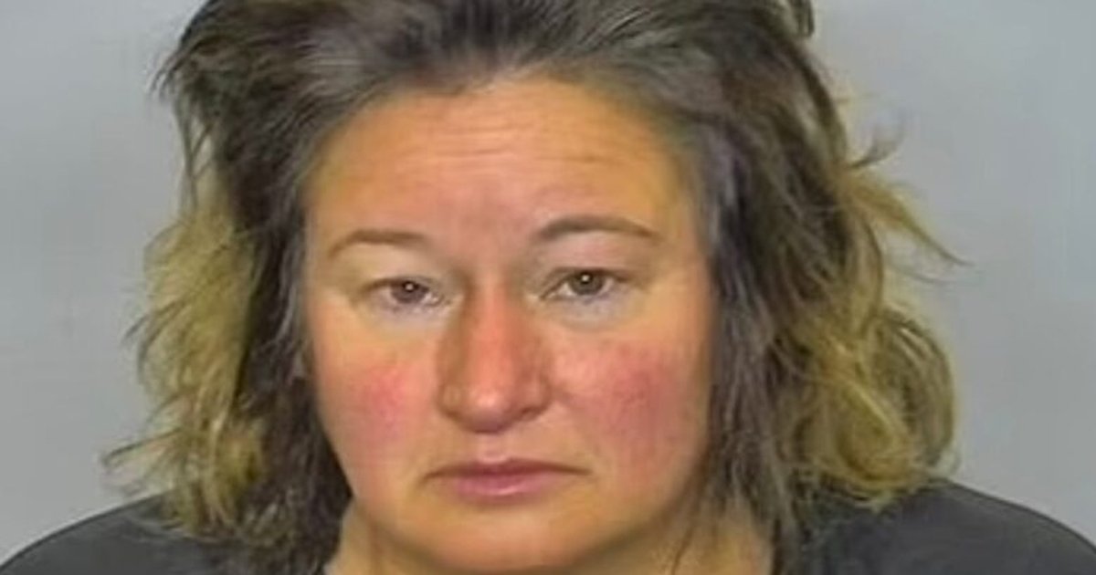 q6 13.jpg?resize=1200,630 - 'Kinky' Woman Ends Up In Jail For SIX Years After Wildly Slapping Cop On His BUM