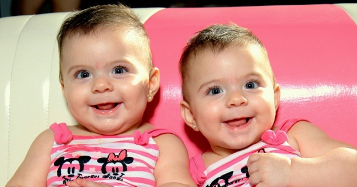 twins4.jpg?resize=1200,630 - 'I'm Giving My Twin Daughters The Same Name But Most People Think It's Weird,' A Mom-To-Be Has Revealed